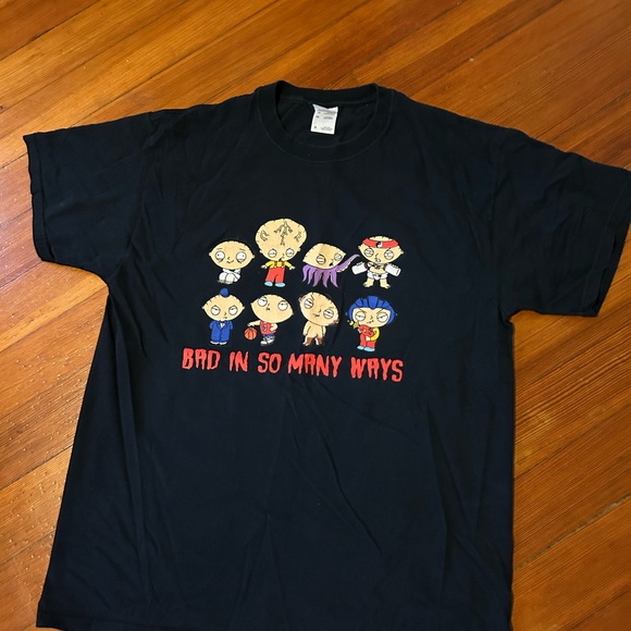 Vintage Family Guy XL black tee ; great front graphic Clean with a light fade - Picture 3 of 9